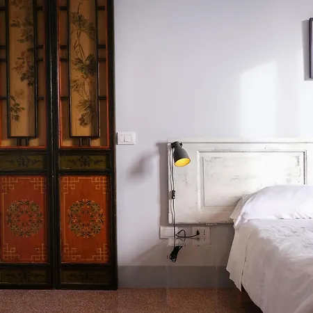 Vicolo Folletto Bed & Breakfast