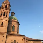 Vicolo Folletto 3*